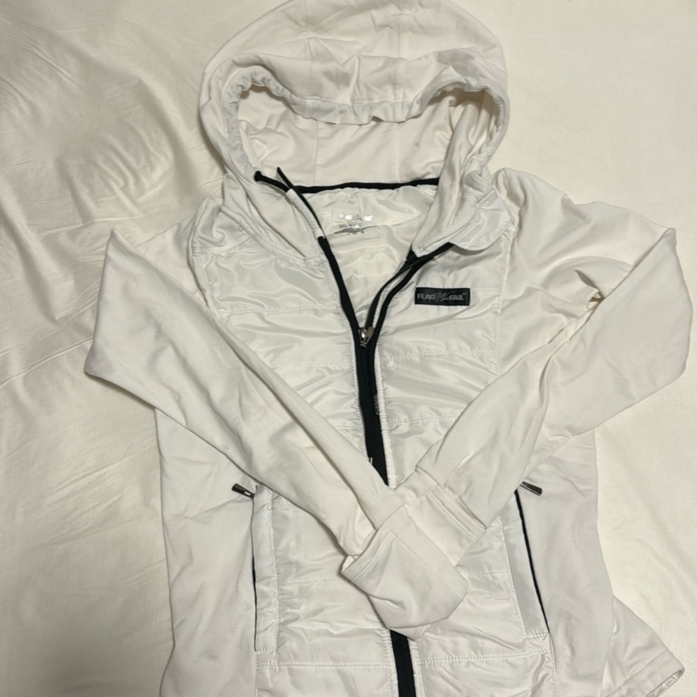 Flag Nor Fail - size XS , white zip up hoodie
